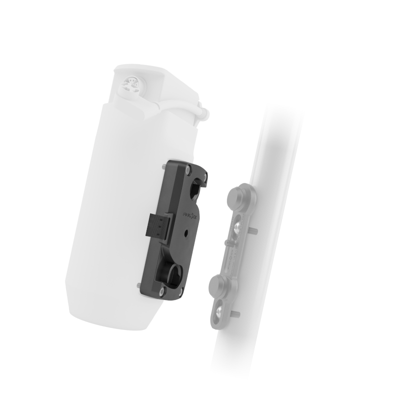 TWIST force connector for range extender