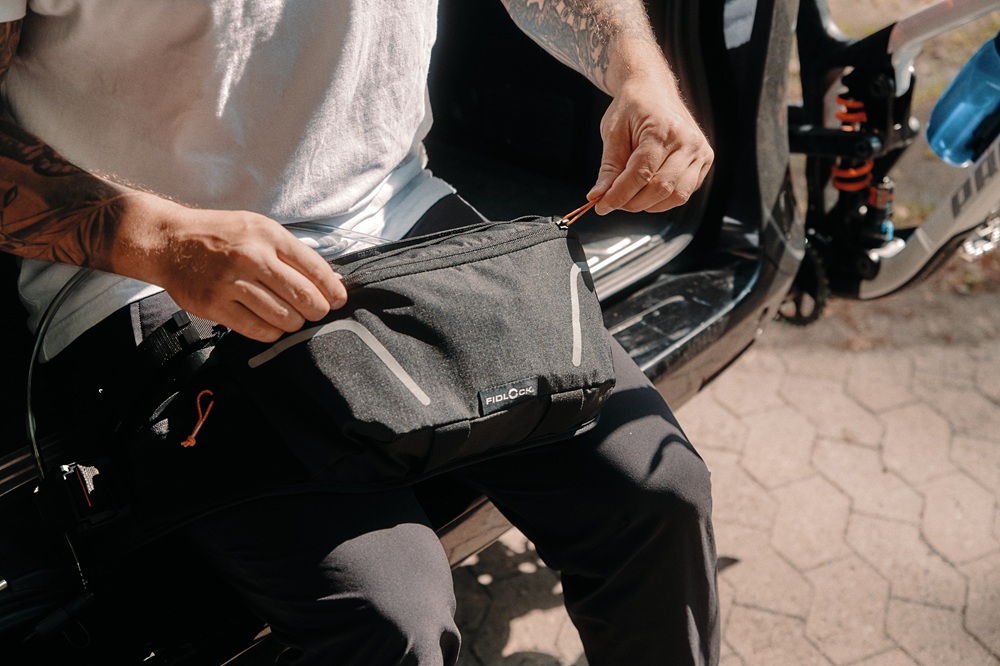 HIP BELT for hydration bladder