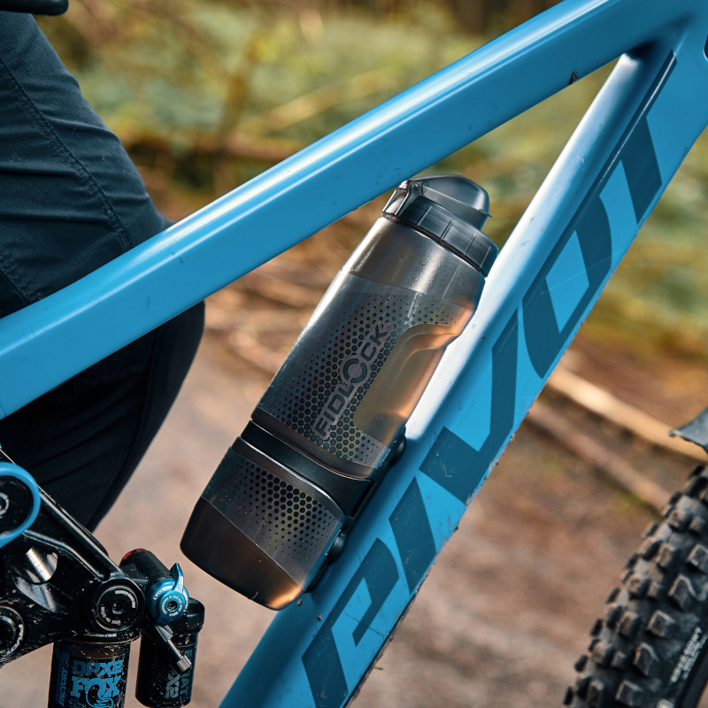 TWIST bottle 800 + bike base
