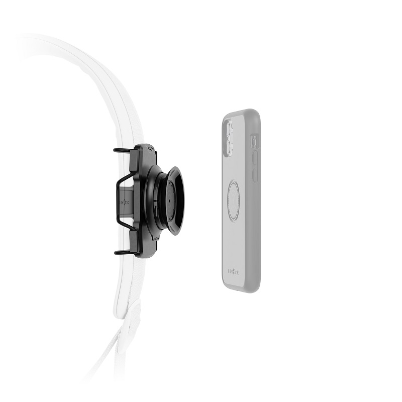 FIDLOCK-VACUUM-tex-base-Rendering-am-Rucksackgurt-mit-ausgegrautem-Handy