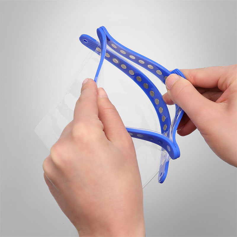 FIDLOCK-HERMETIC-dry-bag-maxi-blau-open