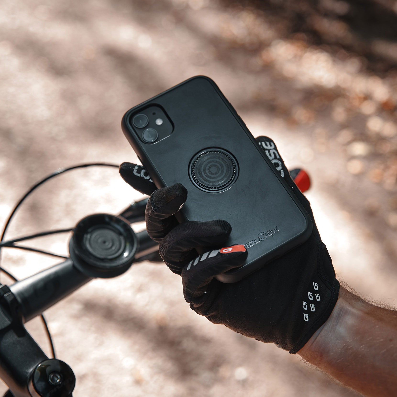 FIDLOCK-VACUUM-phone-case-location-lenker-anbindungen-sichtbar