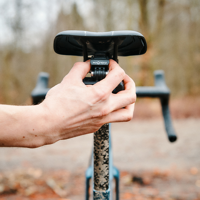 PINCLIP saddle base