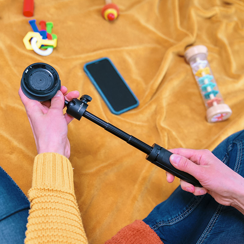 VACUUM-mini-tripod-base-Selfie-Stick
