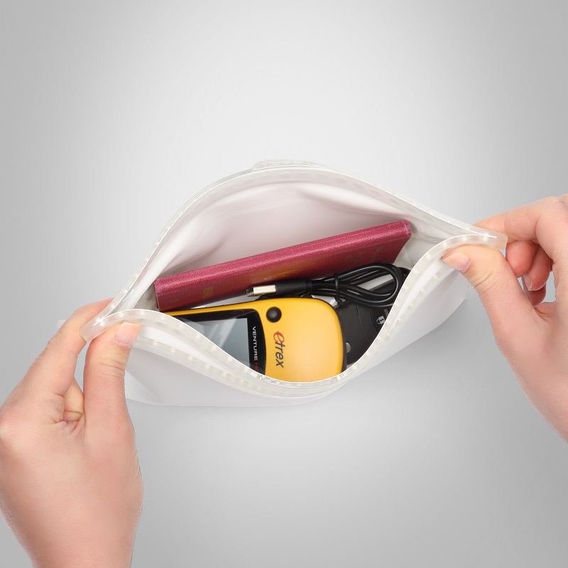 FIDLOCK_HERMETIC_dry-bag-mega-TWW-Rendering-geöffnet
