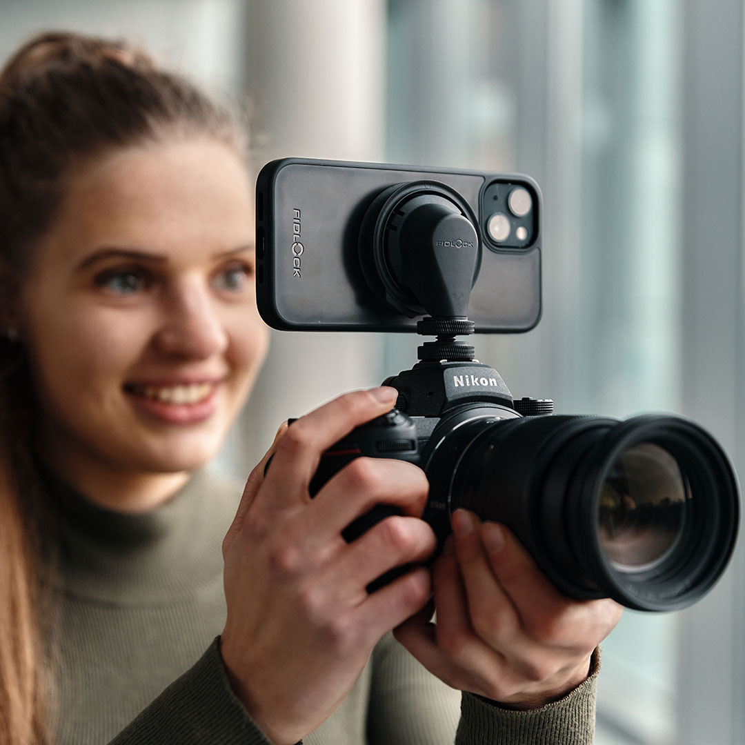 FIDLOCK-VACUUM-screw-base-on-camera-mit-handy-filmen
